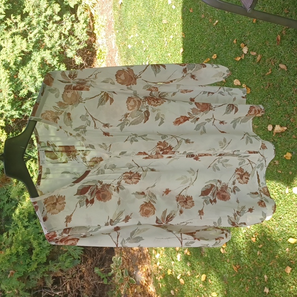 GF Floral Blouse